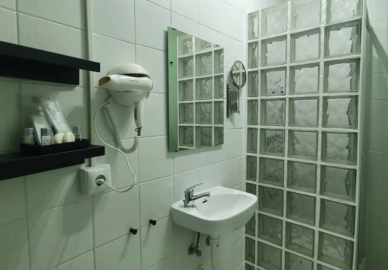 Mojo Hostel Boutique Jerez de la Frontera 2*,  Spain