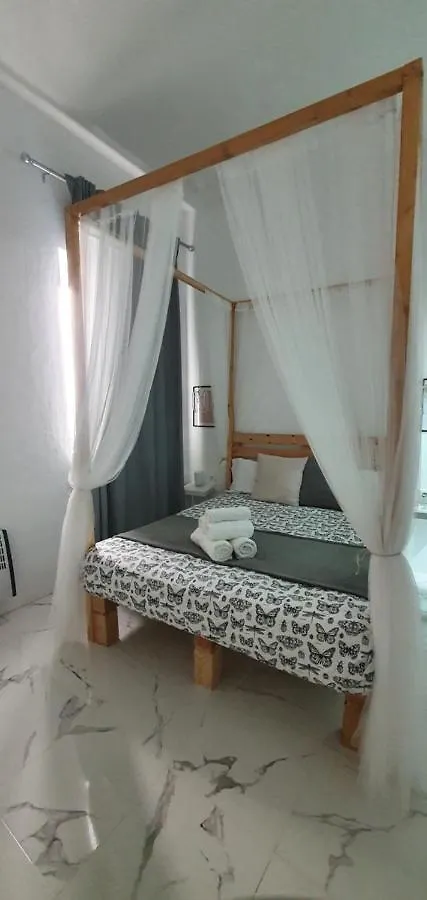 Mojo Hostel Boutique Jerez de la Frontera 2*,  Spain